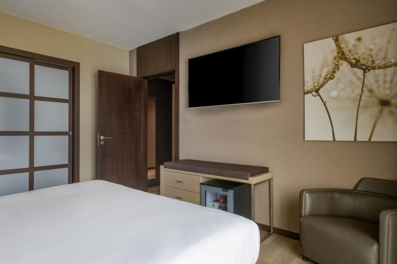 Ac Hotel Ciutat De Palma By Marriott Экстерьер фото