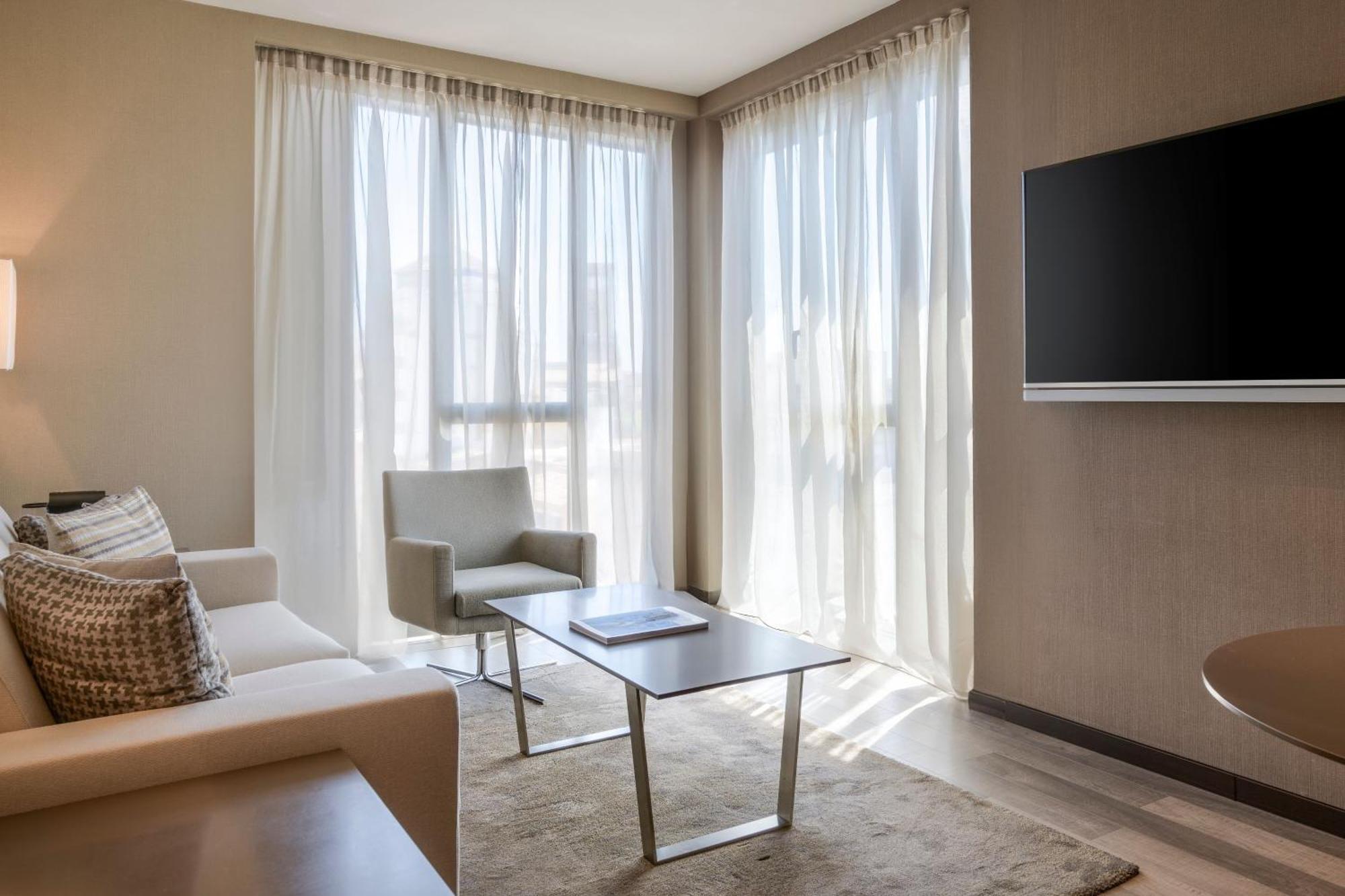 Ac Hotel Ciutat De Palma By Marriott Экстерьер фото