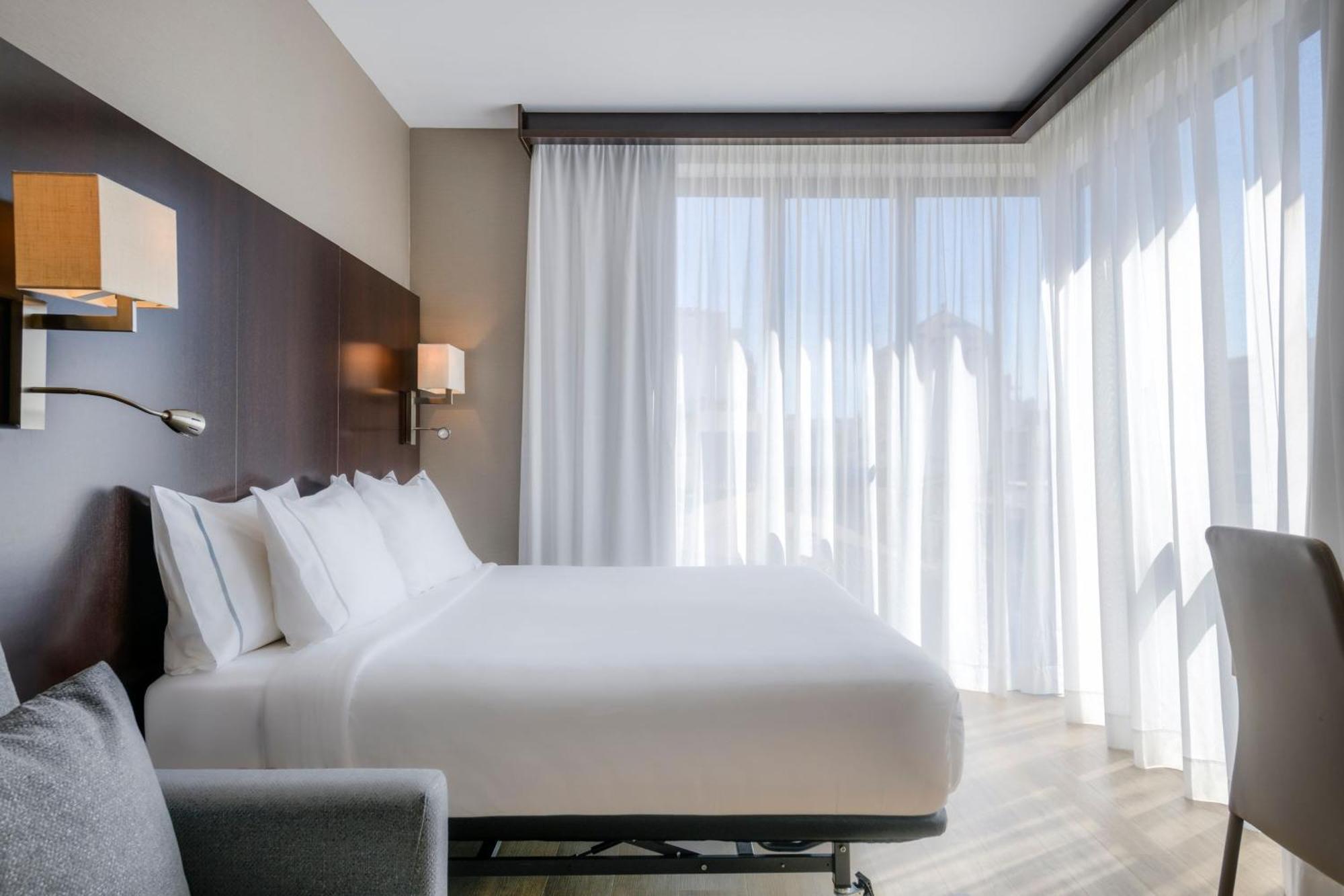 Ac Hotel Ciutat De Palma By Marriott Экстерьер фото