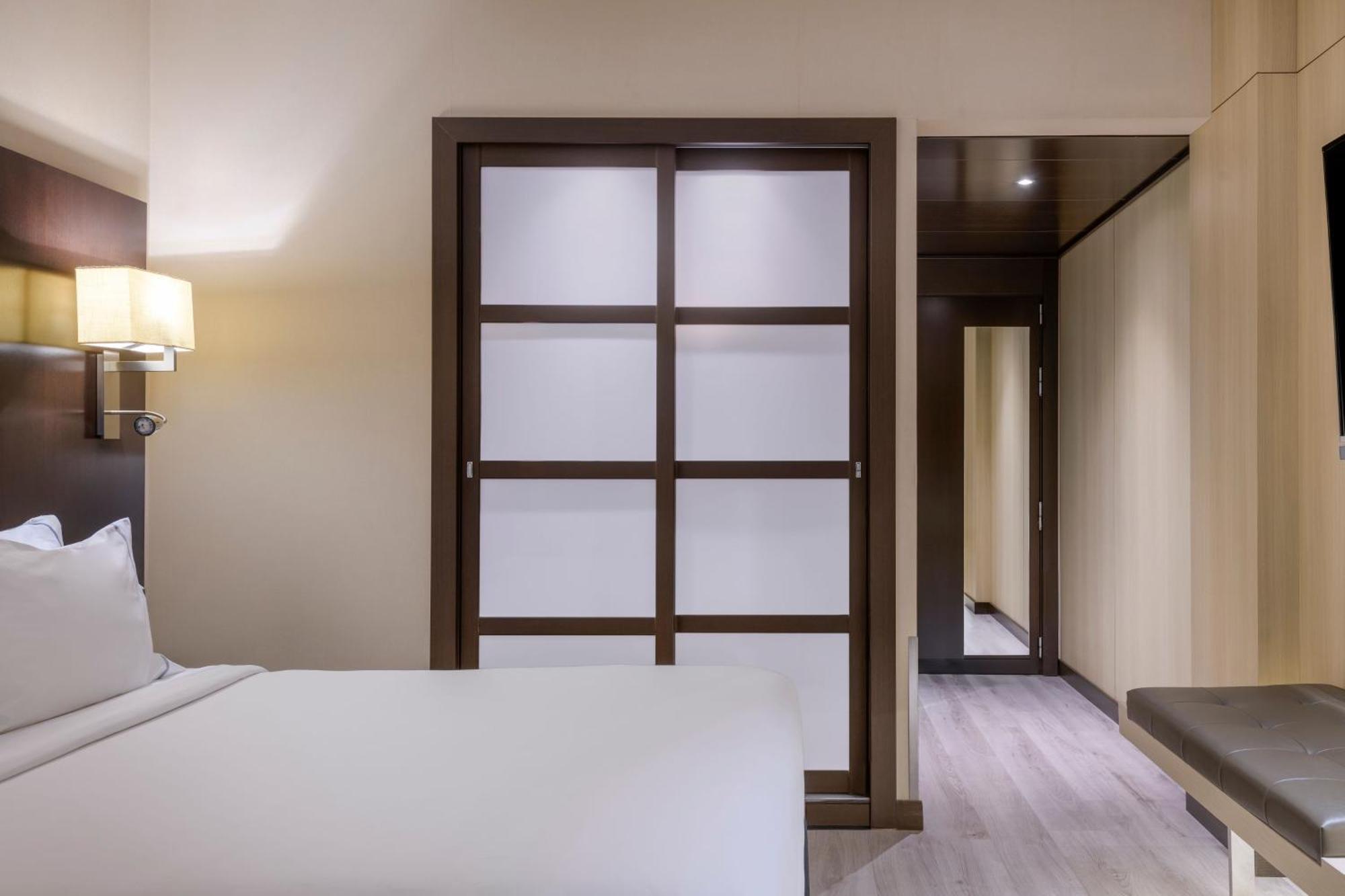 Ac Hotel Ciutat De Palma By Marriott Экстерьер фото